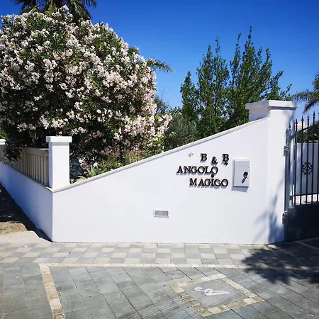 Bed & Breakfast Angolo Magico Parabita