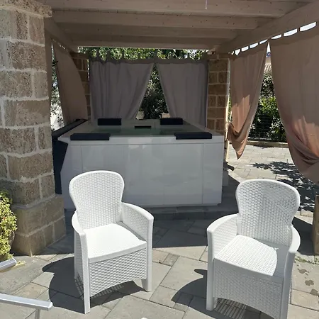 فندق مبيت وإفطار Angolo Magico 3*